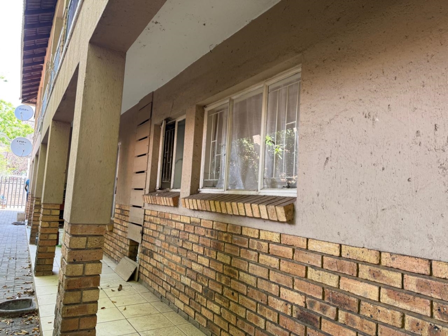 2 Bedroom Property for Sale in Rustenburg Central North West